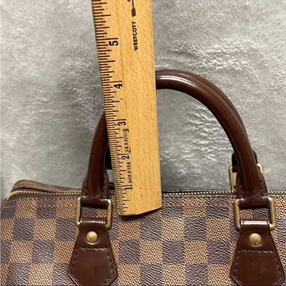 Louis Vuitton Speedy 30 Bag - Picture 3 of 10